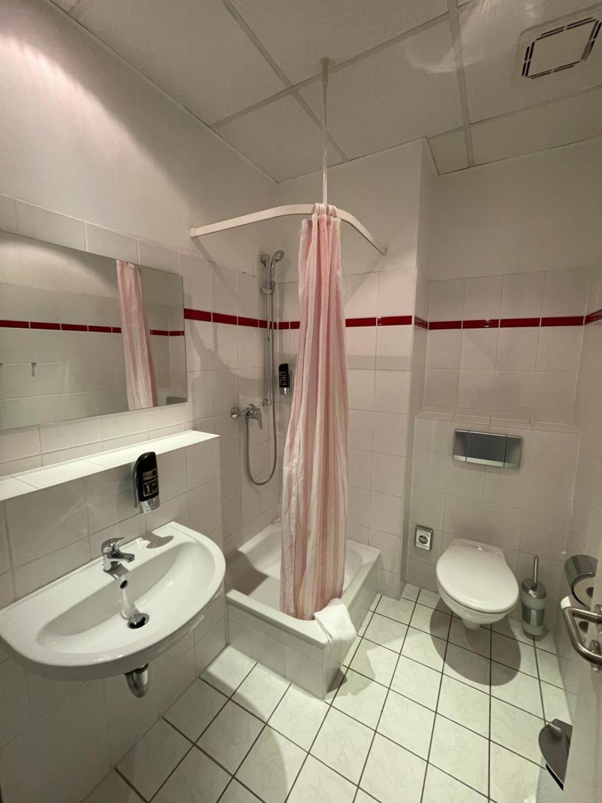 Hotel Биркенвердер Экстерьер фото